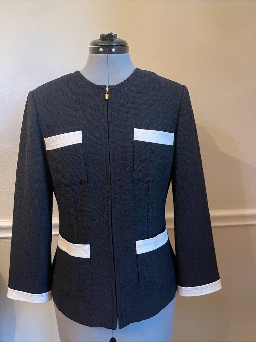 St. John Black Textured Zip Jacket with White Trim